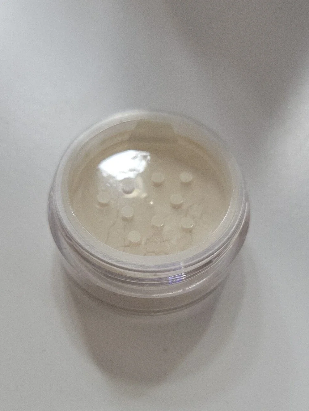 Kat Von D Translucent Loose Setting Powder with Black Lid